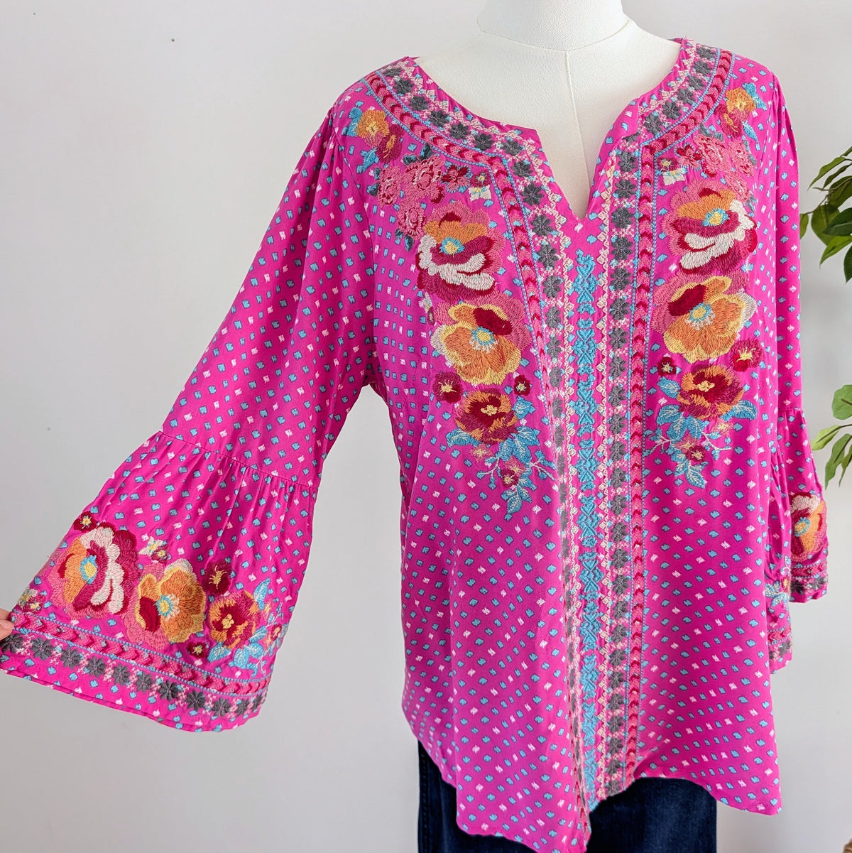 Floral Embroidered Boho Top Shirt- M