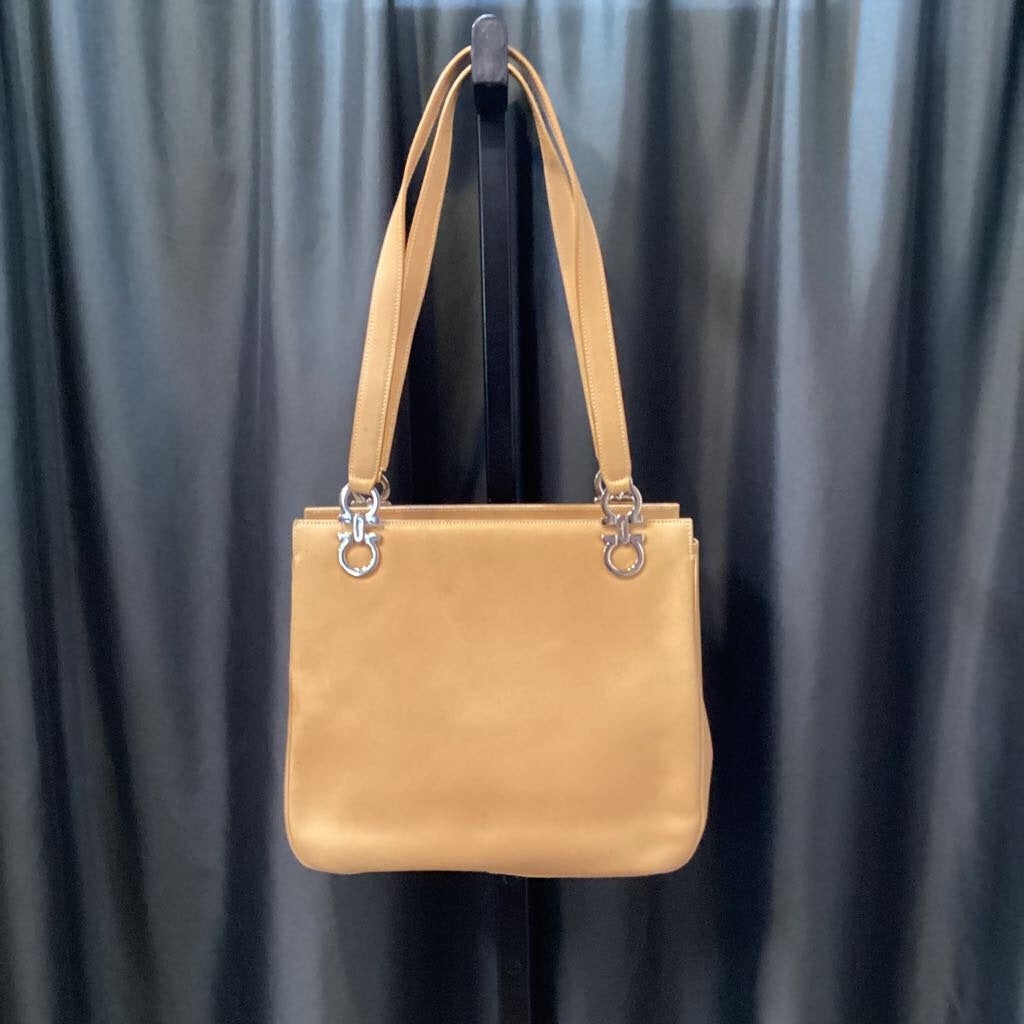 Ferragamo Leather 2-Strap Shoulder HANDBAGS Medium