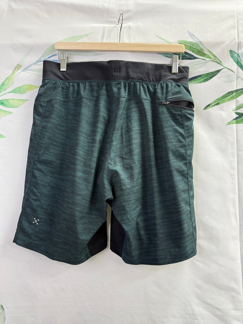Lululemon THE Lined Short 9” (L)
