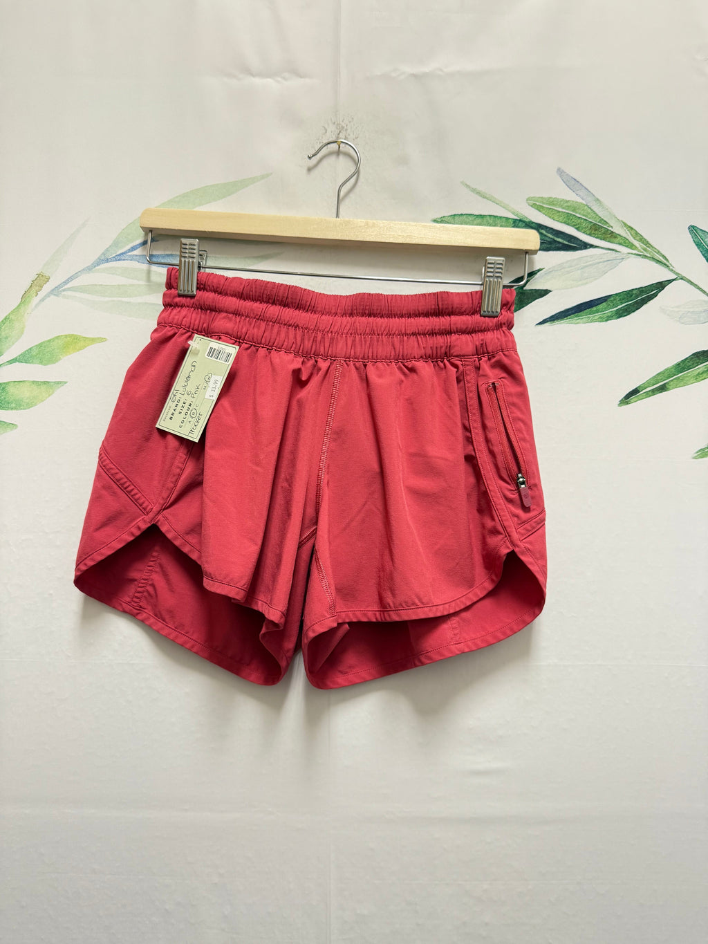 Lululemon Tracker LR Short 4” (6)
