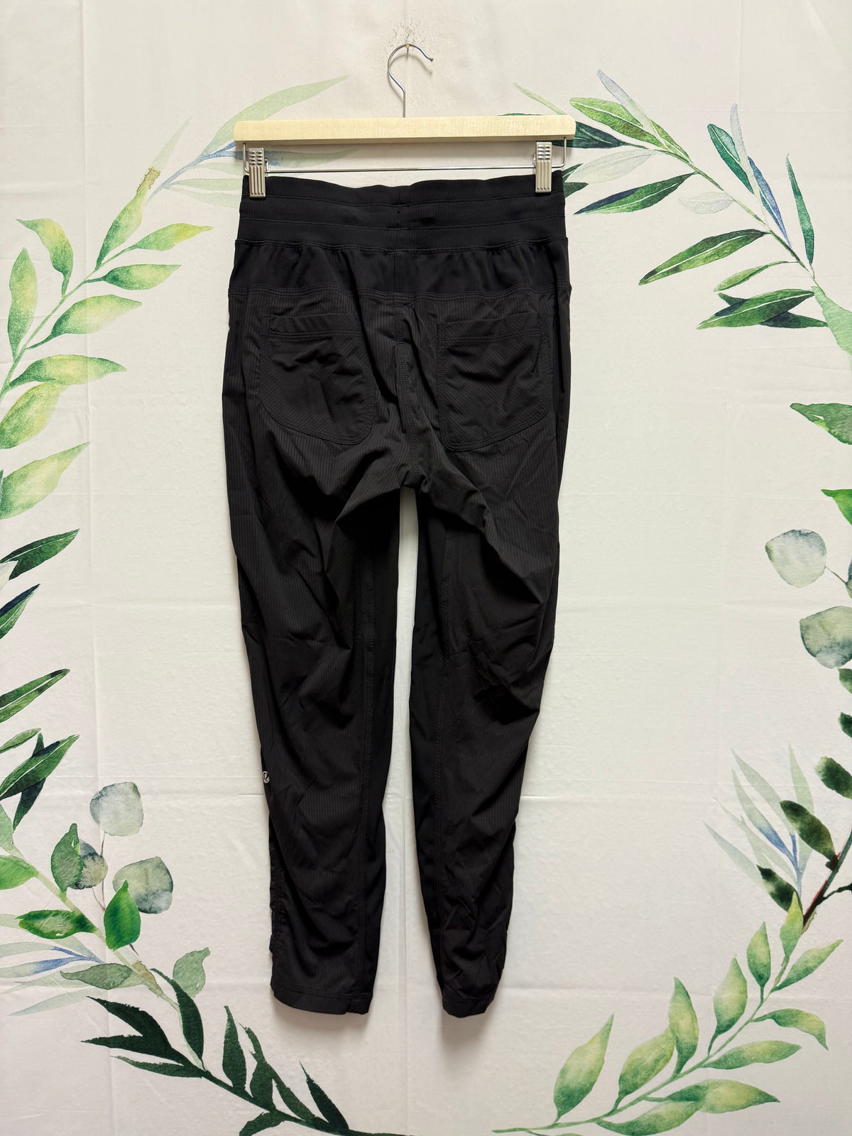 Lululemon Street to Studio MR Pant 28” (4)