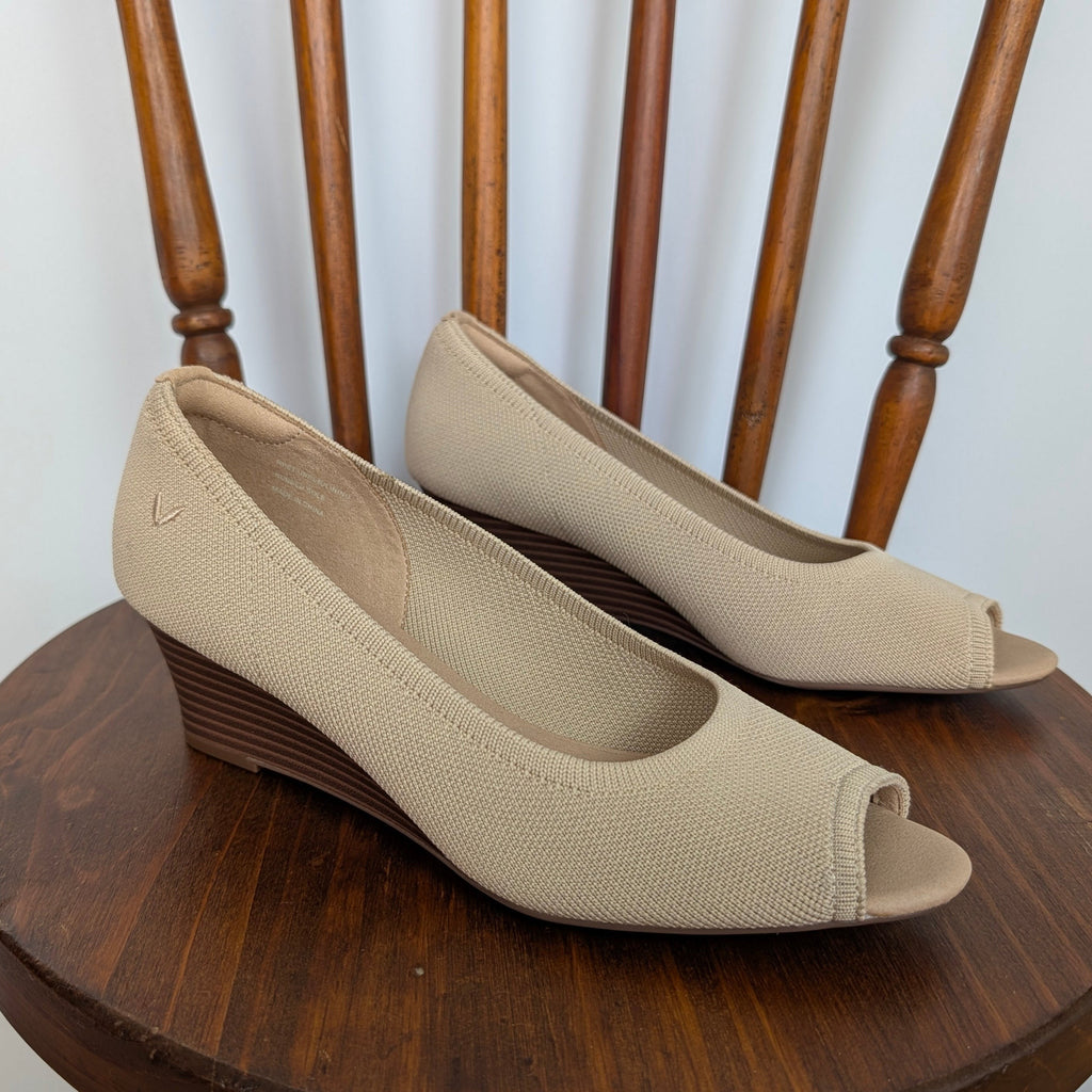 Vivaia Tamia Peep Toe Wedges - EU 38.5/US 7.5