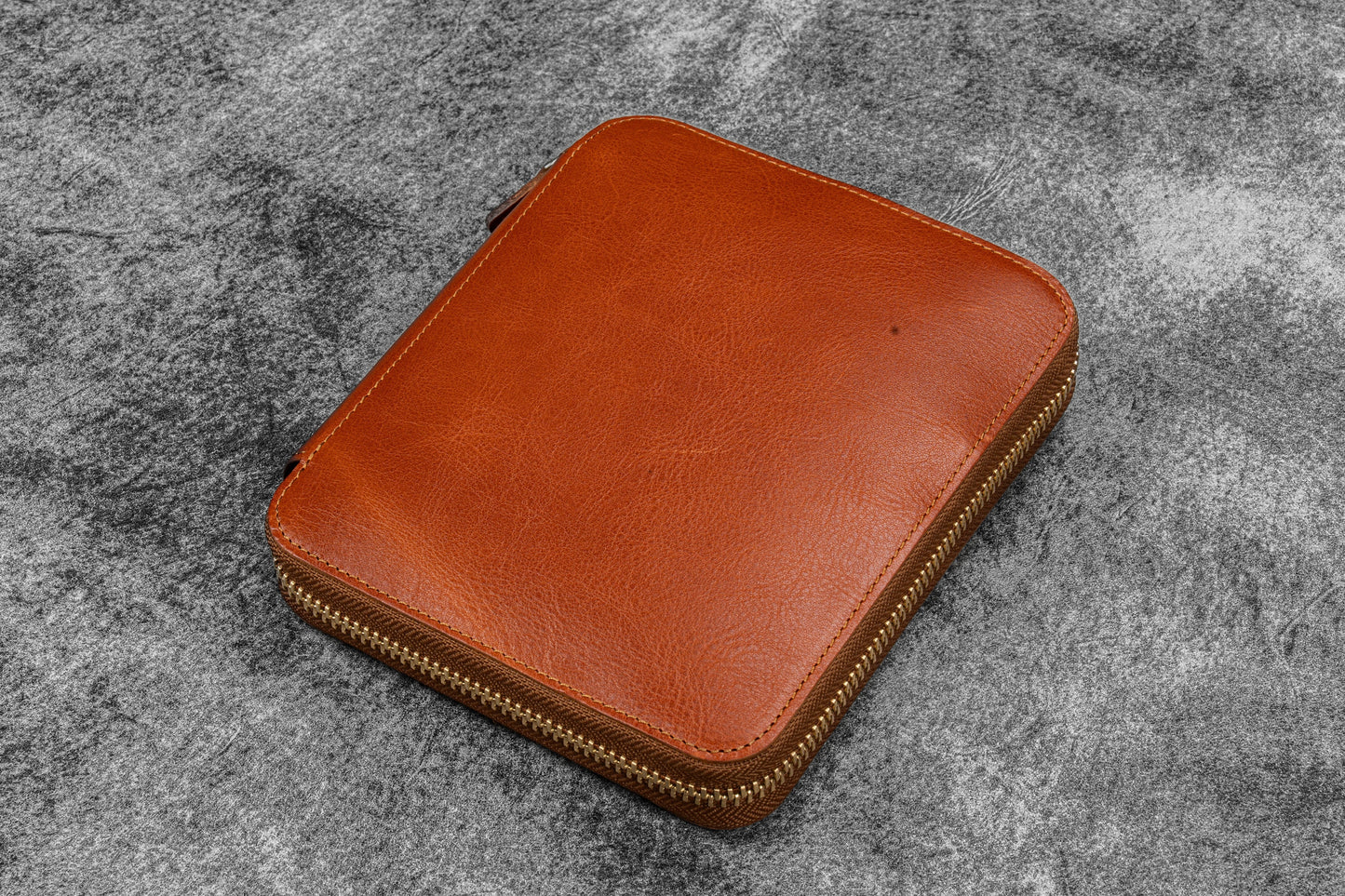 Legacy Leather Zip Pen Case For 12 Pens - A6 - Deep Cognac