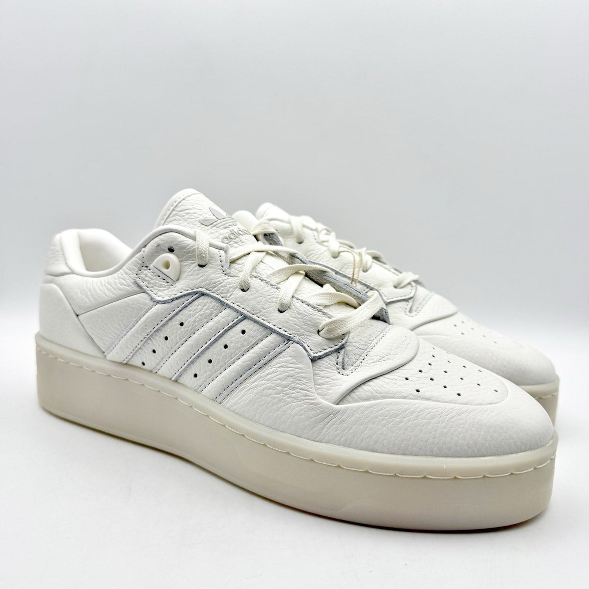 Adidas Originals Mens Rivalry Low Lux Sneakers Size 10 EU 44 White Athletic NIB