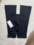 Groove SHR nulu flared pant *regular *Size 0 • 2