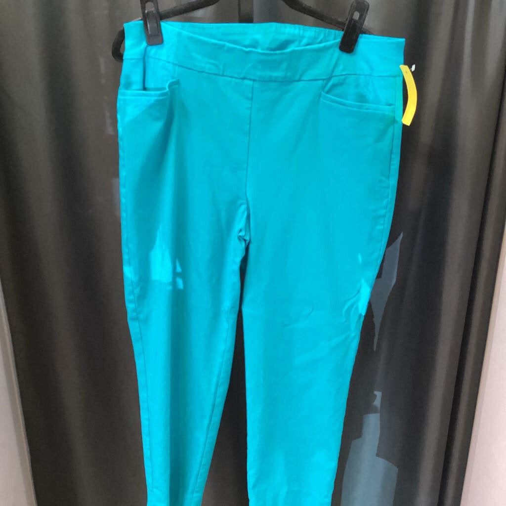Chicos Pull On Crop PANTS 1