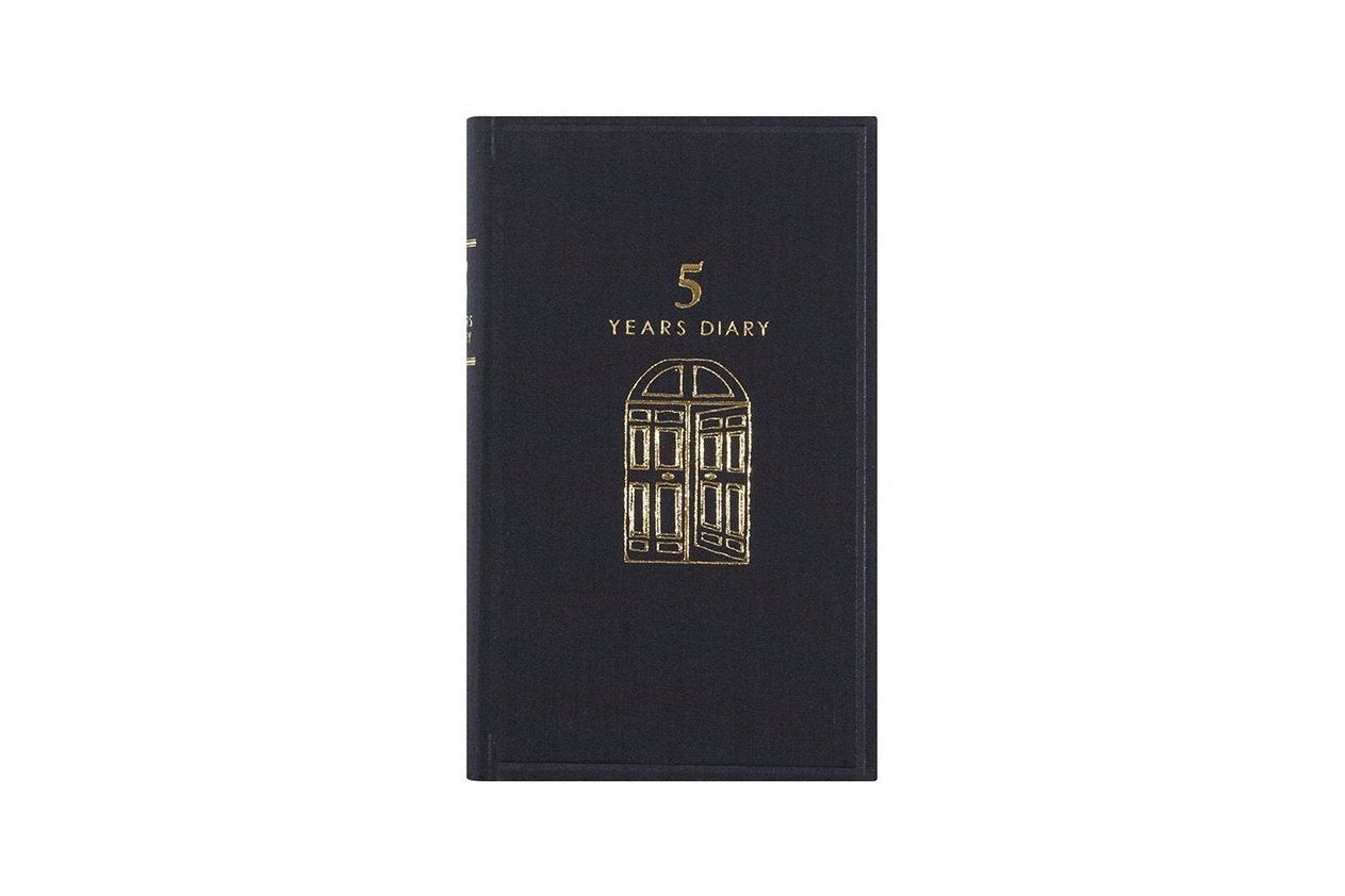 Midori 5 Years Diary - Door - Black