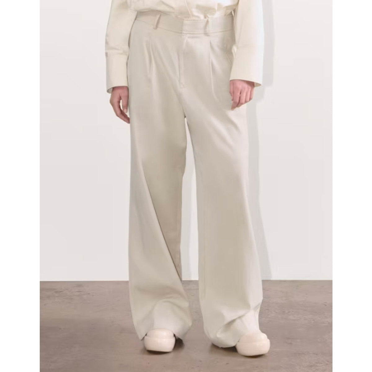 EVERLANE Women's Way High Drape Pants Size 12S Khaki 29" Inseam Sandstone NWT