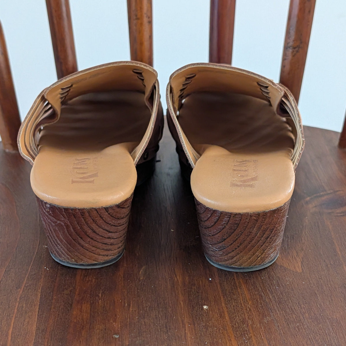 KORKS Matisse Woven Leather Wood Heel Clogs – 6