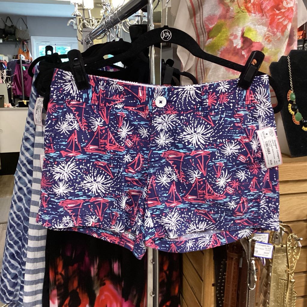 Lilly Pulitzer Boats Fireworks SHORTS 2