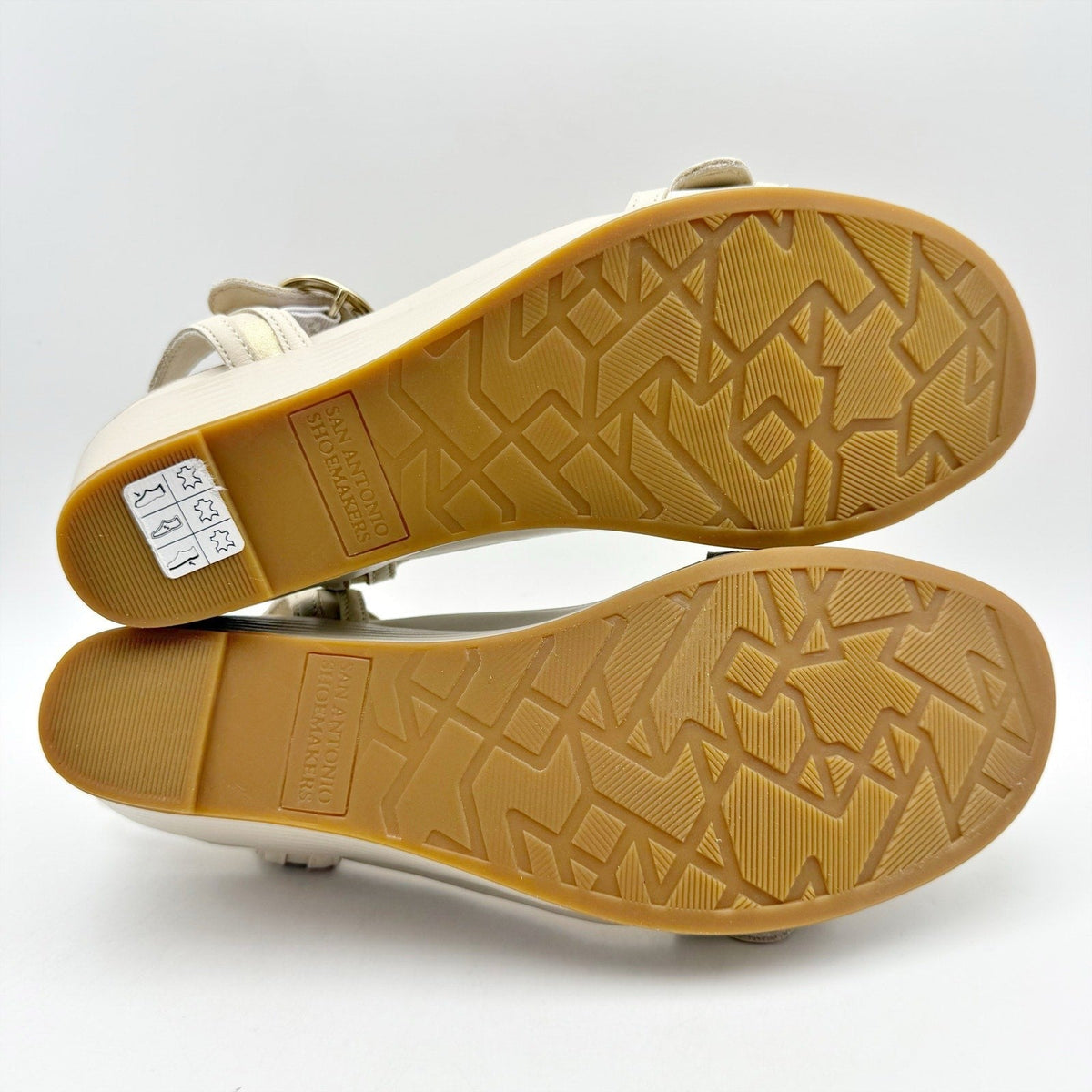 SAS Womens Seight Wedge Sandals Size 9 Narrow Gold Beige Leather NIB