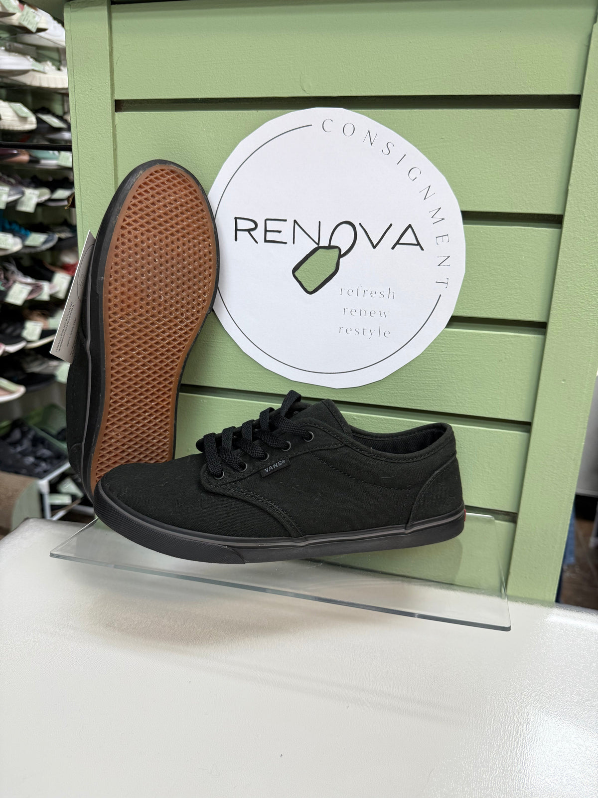 Vans Authentics Sneakers (Womens 9)
