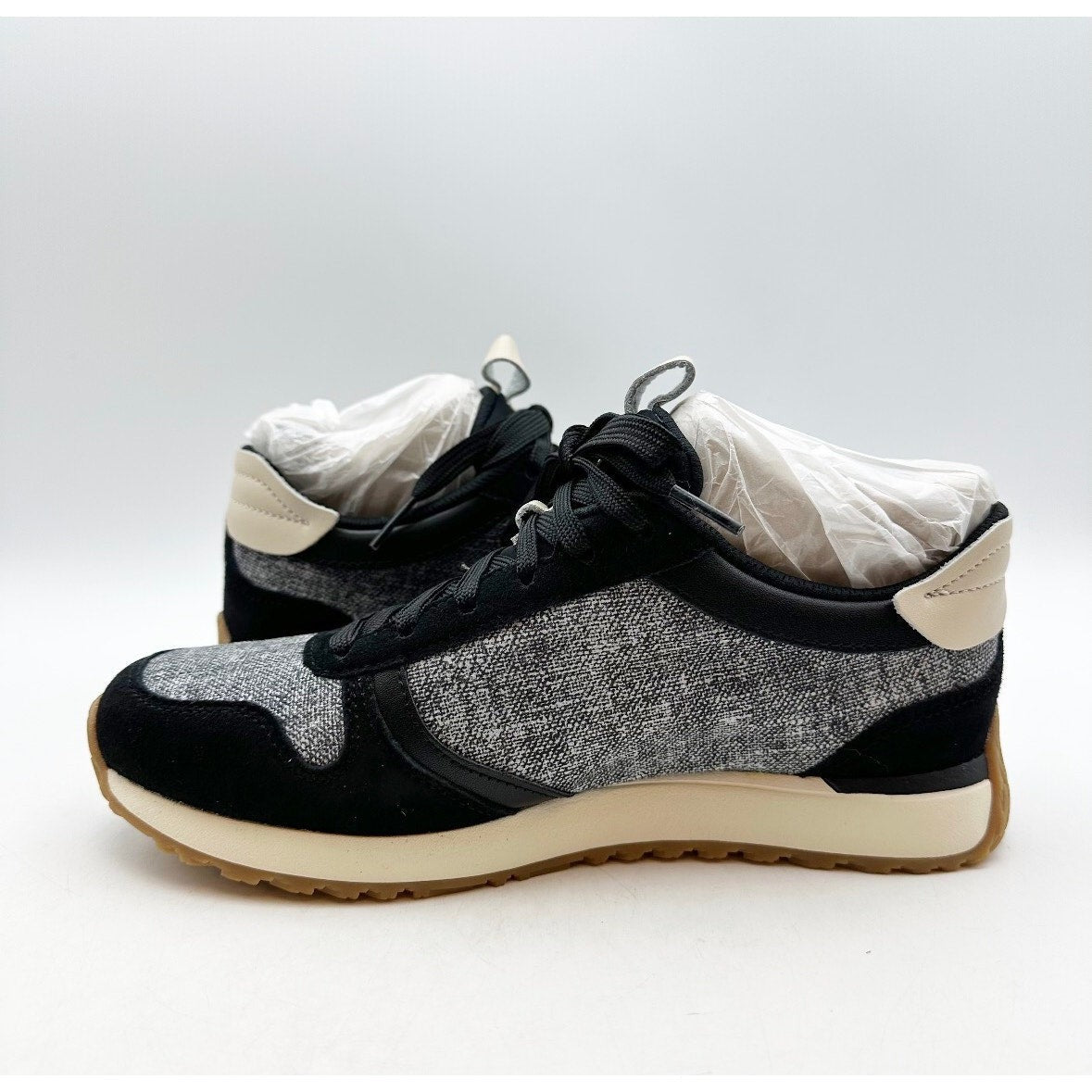 Vionic Womens Monarch Casual Sneakers Size 6 EU 36 Ivory Black Suede NIB