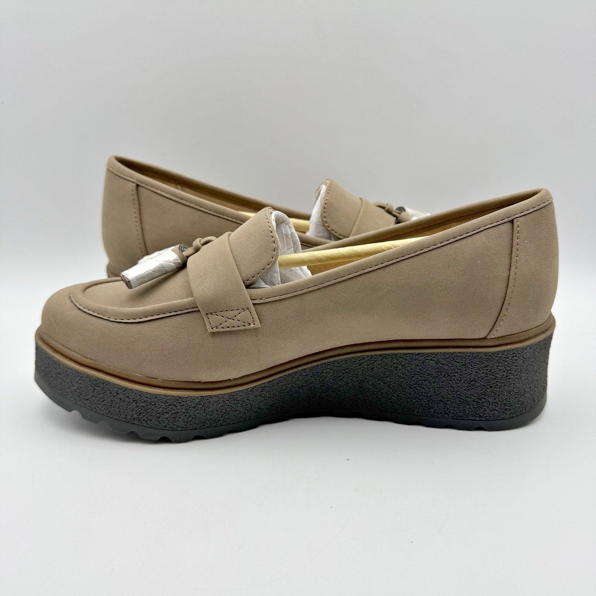 Soul Naturalizer Womens Josie Loafers Size 8M EU 38.5 Taupe Tan Slip-on NIB