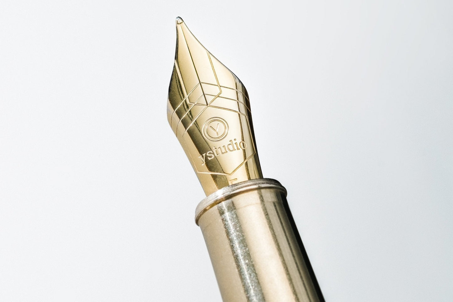 Ystudio Classic Revolve Fountain Pen - Black