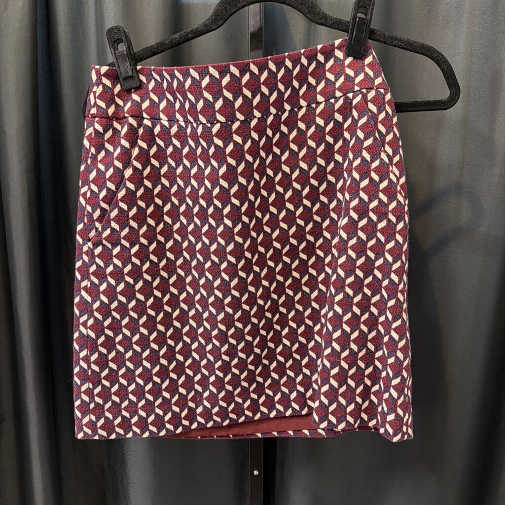 Ann Taylor Geometric SKIRTS 4p