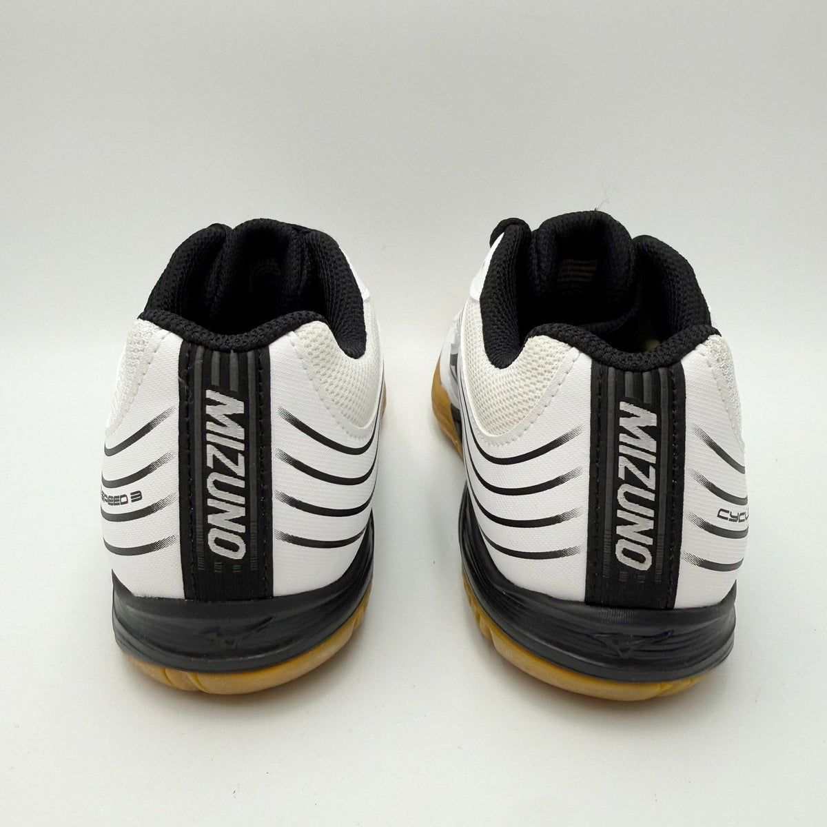 MIZUNO Womens Cyclone Speed 3 Volleyball Shoe Size 6 White Black Lace Up NWOB