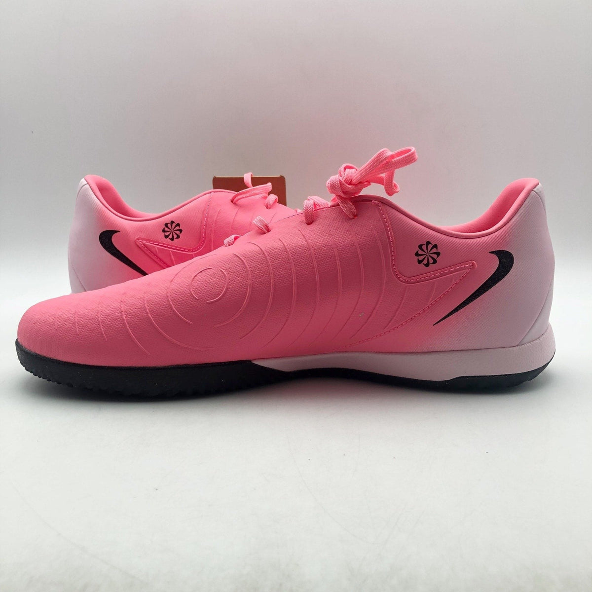 Nike Mens Phantom GX II Academy Indoor Court Soccer Shoes US 10 Pink FJ2581 NWOB