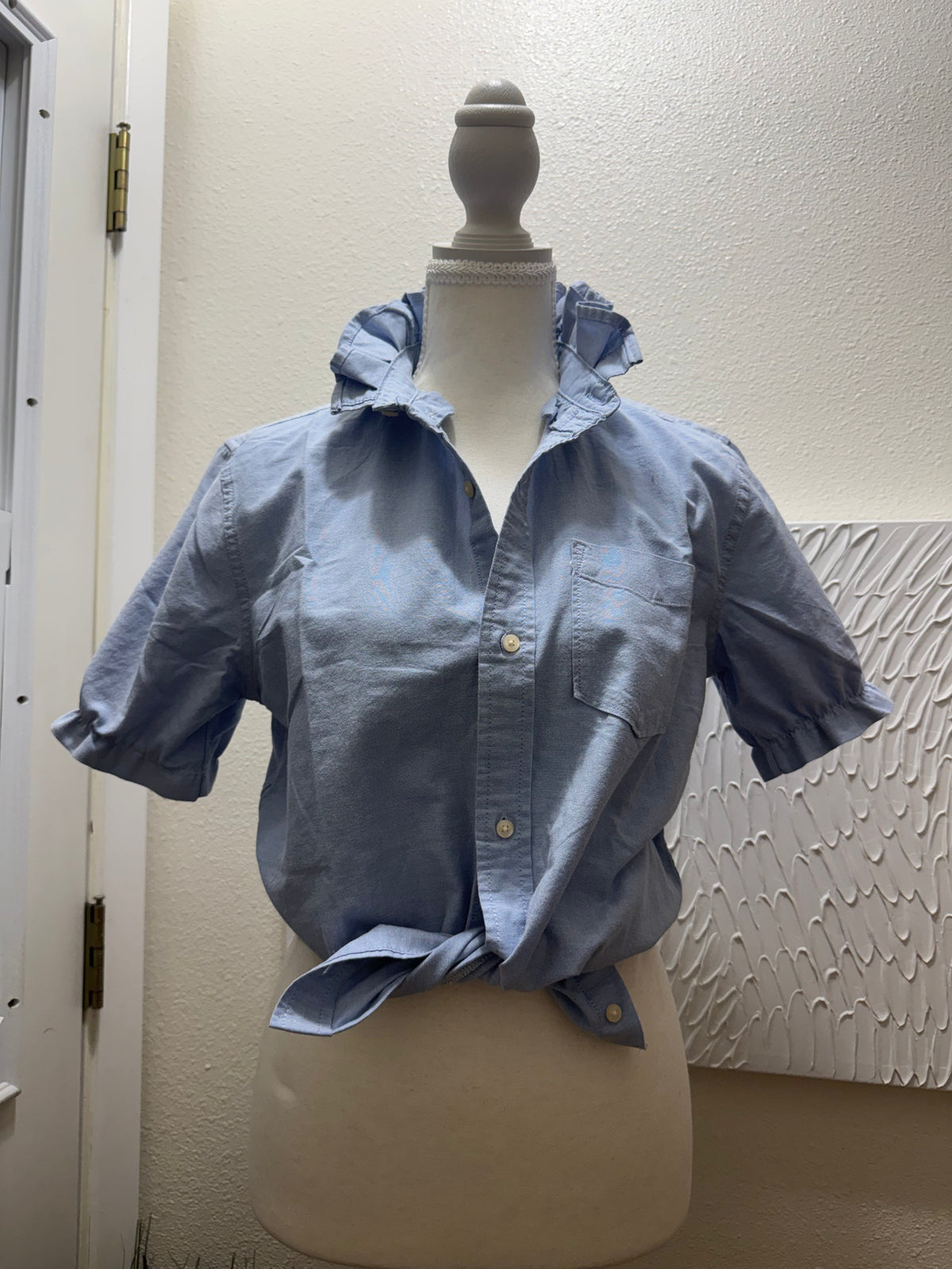 Brand New Gap - Light Blue Oxford Short Sleeve - Small