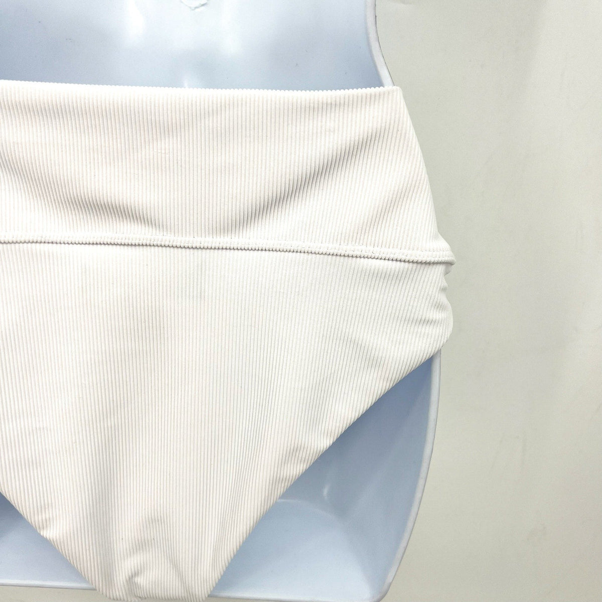 BEACH RIOT Women's Highway Bikini Bottom Large White Ribbed Knit NWT