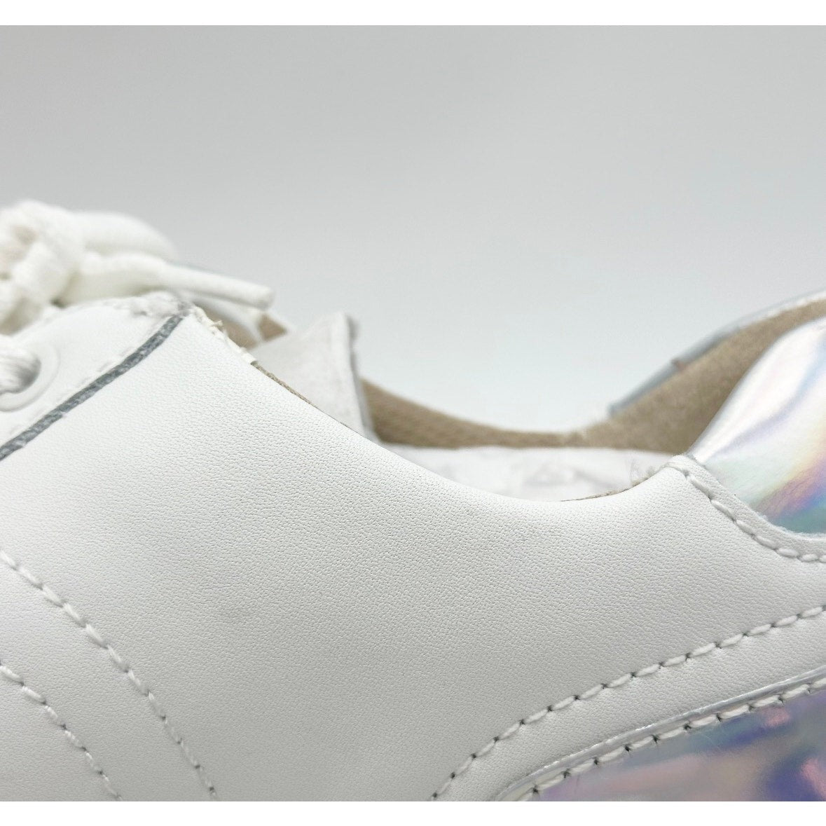 Naturalizer Women's Morrison Casual Sneakers Size 9 M White Silver Leather NIB