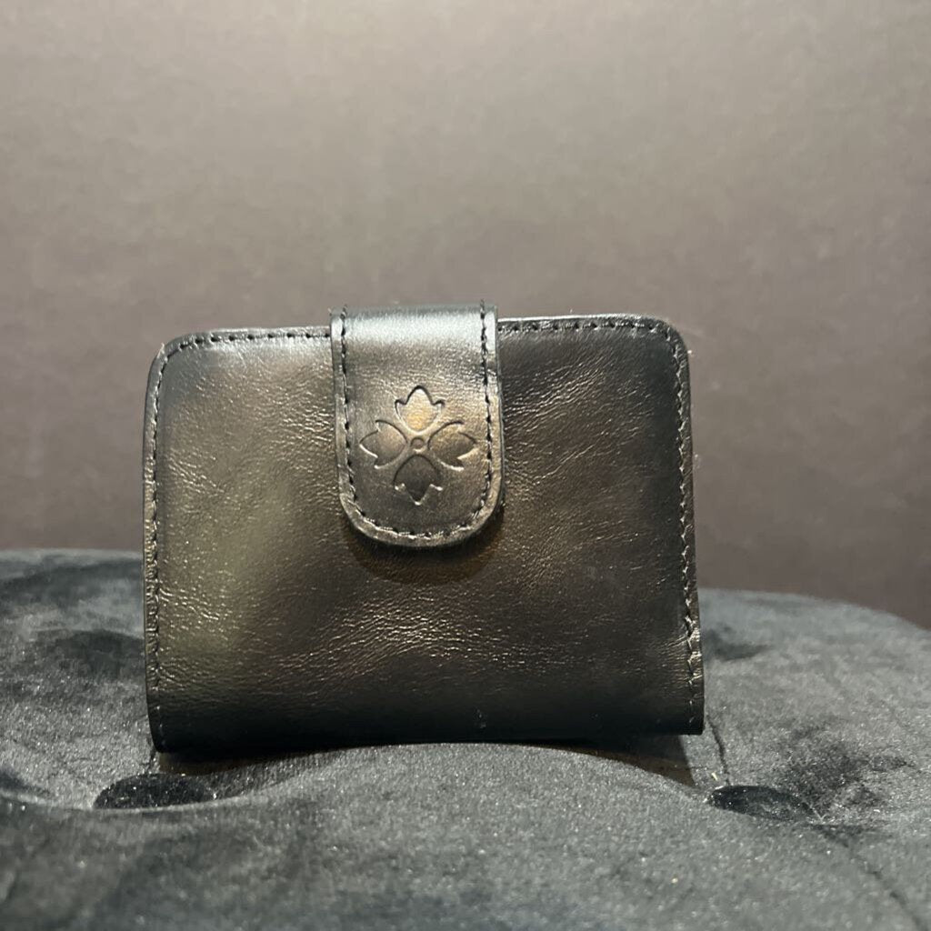 Patricia Nash Leather Bifold Coin WALLETS S