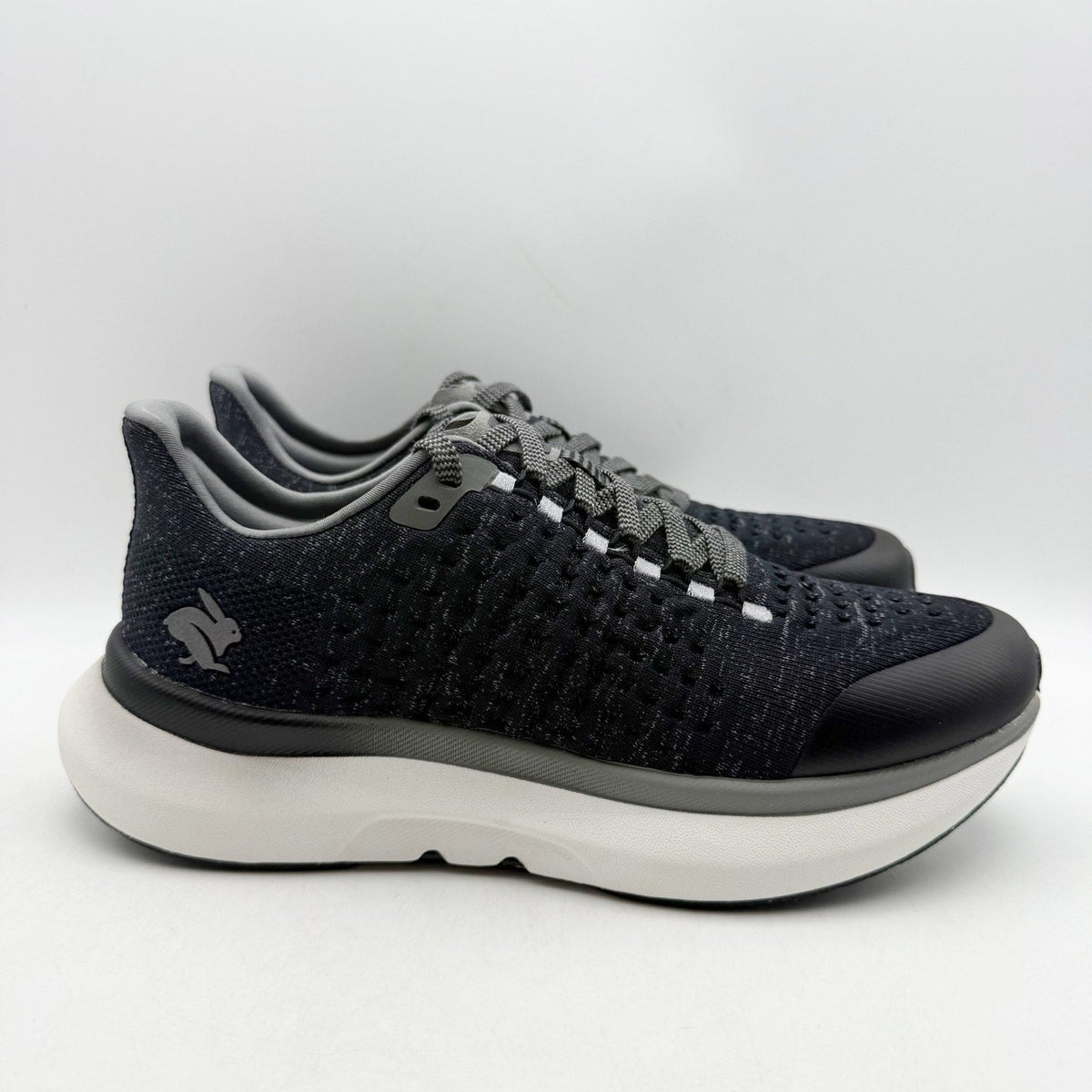 Rabbit Womens Dream Chaser Running Shoes Size 8 Black EU 38.5 Athletic NIB
