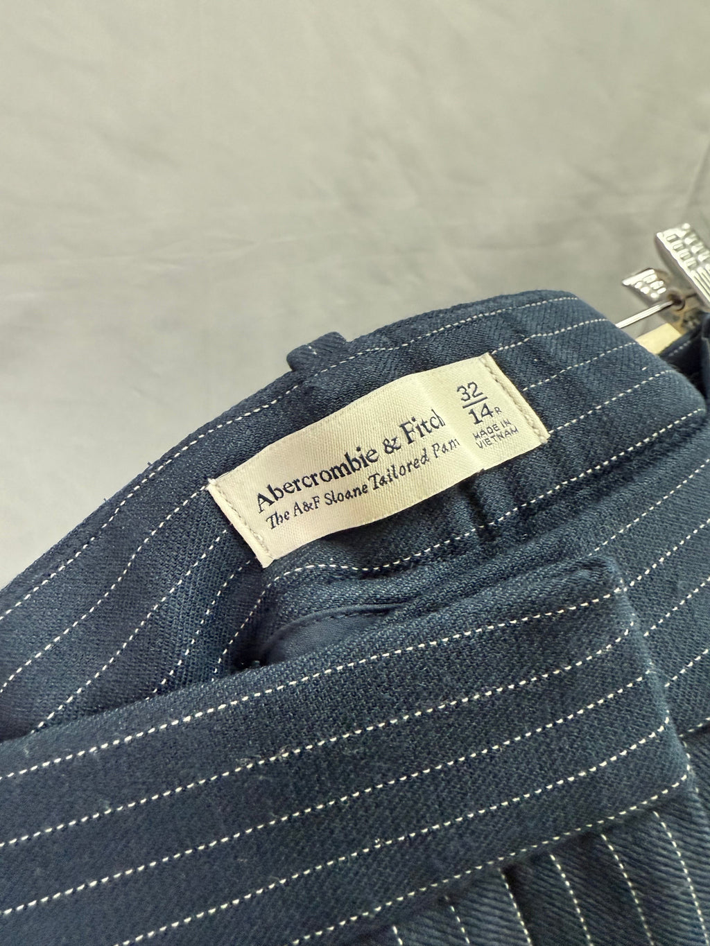 Abercrombie Sloan Tailored Wide Leg Pant 30” (32)