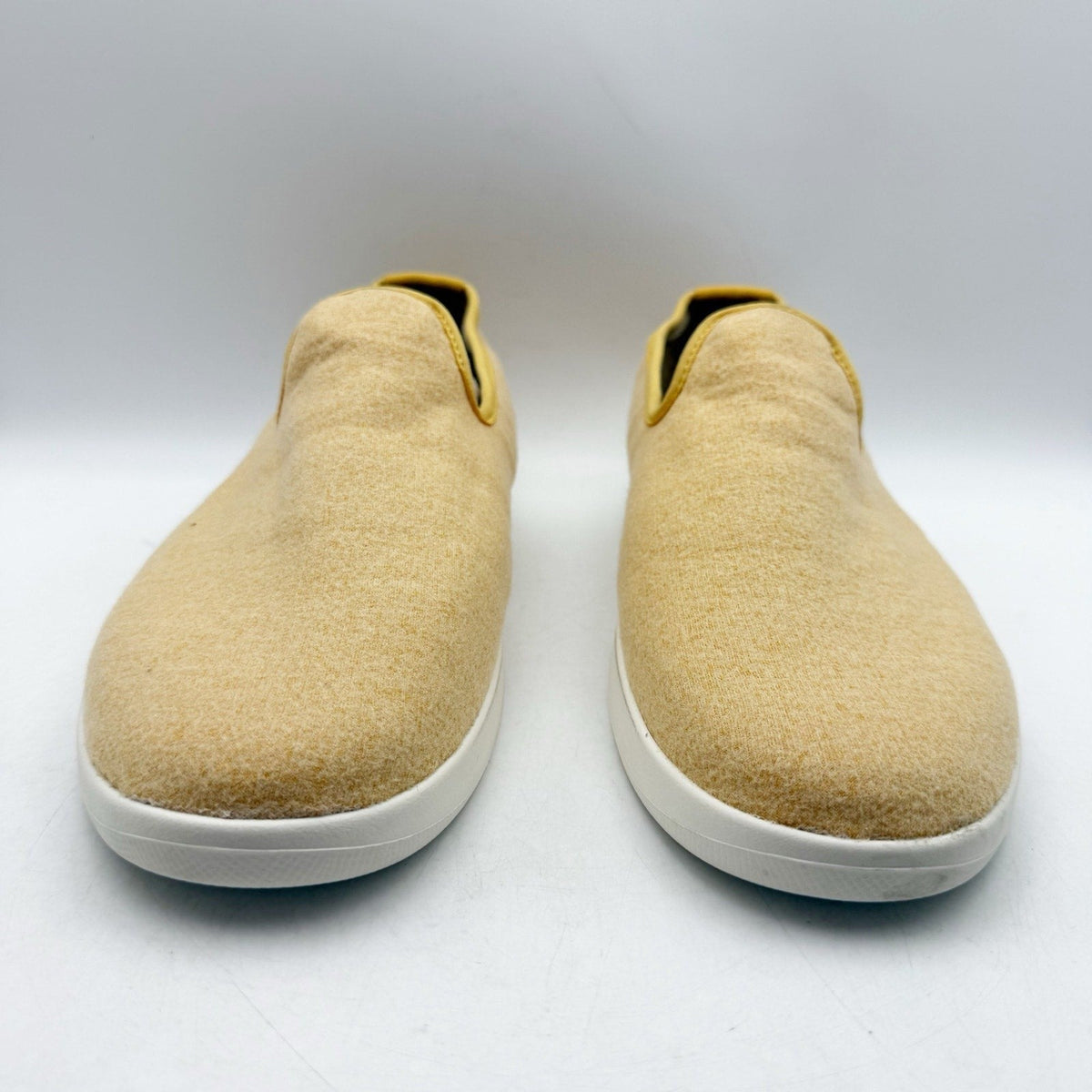 AllBirds Mens Wool Lounger Casual Sneakers Size 10 EU 42.5 Yellow Slip On NWOB