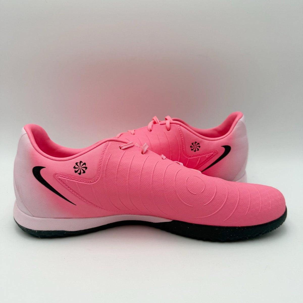 Nike Mens Phantom GX II Academy Indoor Court Soccer Shoe US 8 Pink FJ2581 NWOB