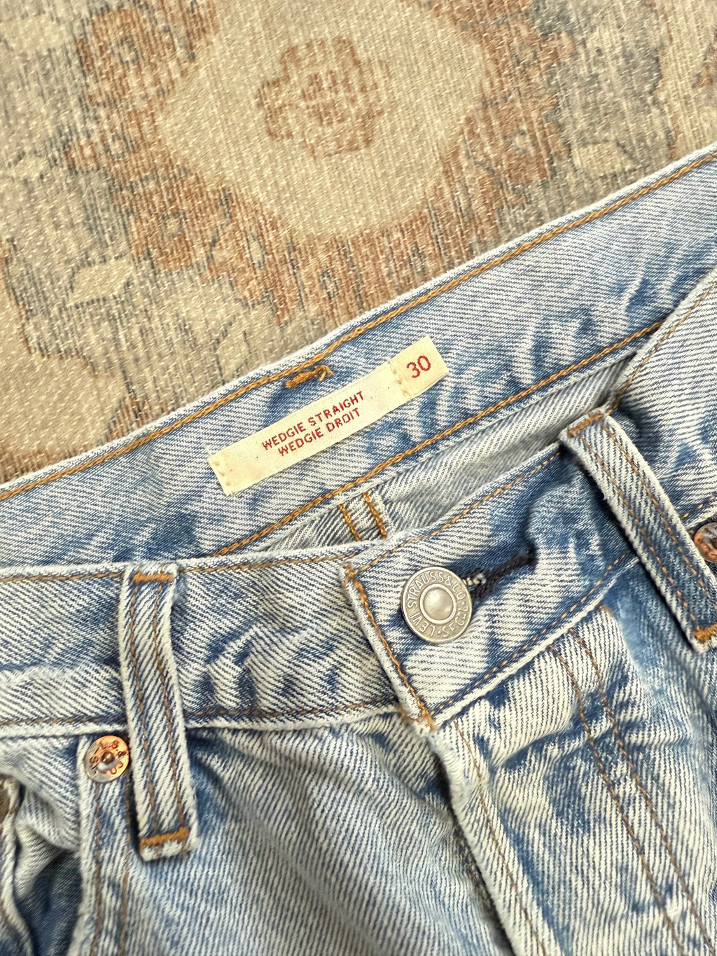 Levi’s Wedgie Straight HR Jeans (30x26)