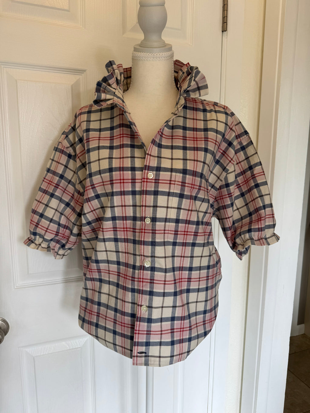 Mariette - Gap Brand New Mens Ruffle Collar Shirt - Short Sleeve - Pink and Blue Plaid Cotton/Linen Blend