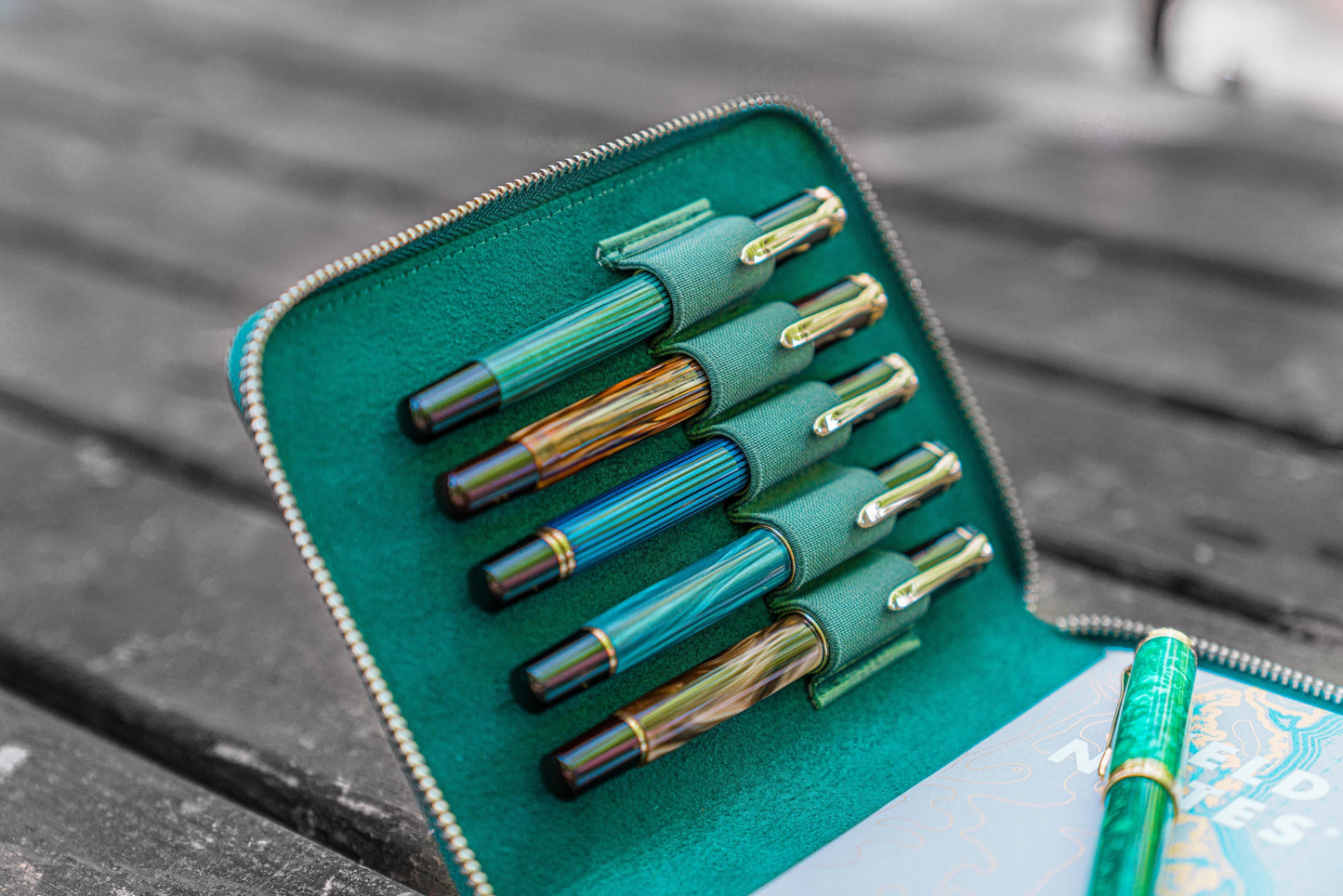 Leather Zippered 5 Slots Pen Case - Crazy Horse Forest Green