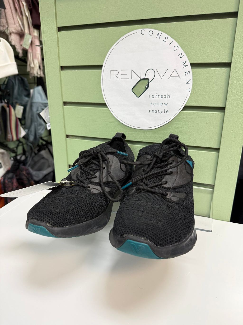 Vessi Everyday 2.0 Runners (Womens 8)
