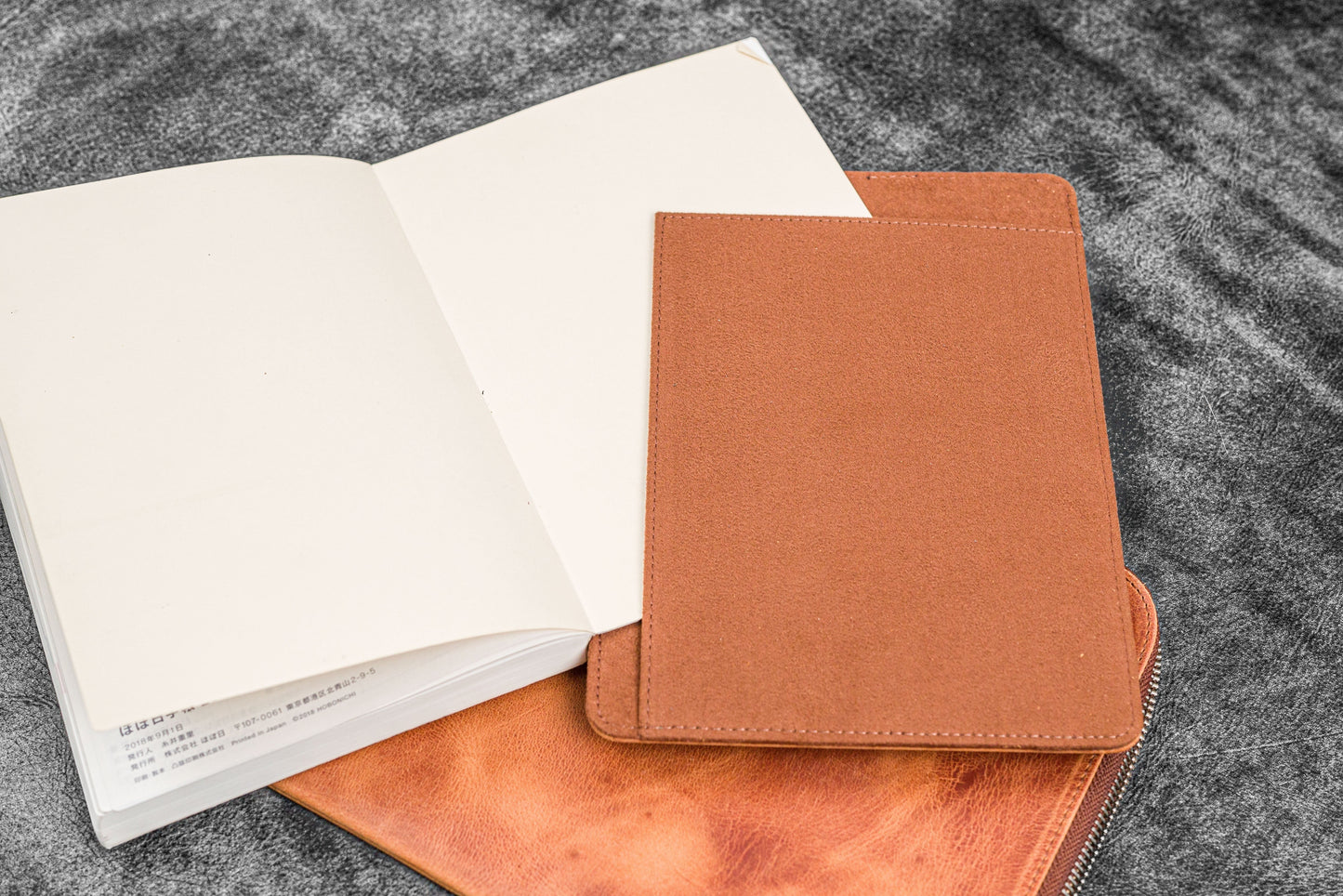 Leather Zippered Writer's Bank Bag - Pen Pouch - Crazy Horse Tan