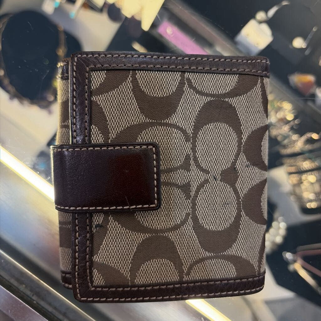 Coach Canvas Monogrammed Snap ACCESSORIES S