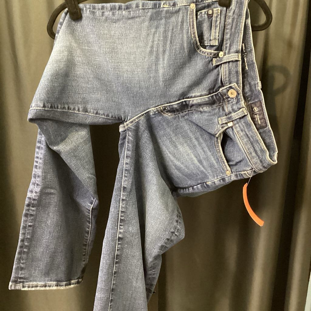 AG Mid Rise Straight JEANS 26