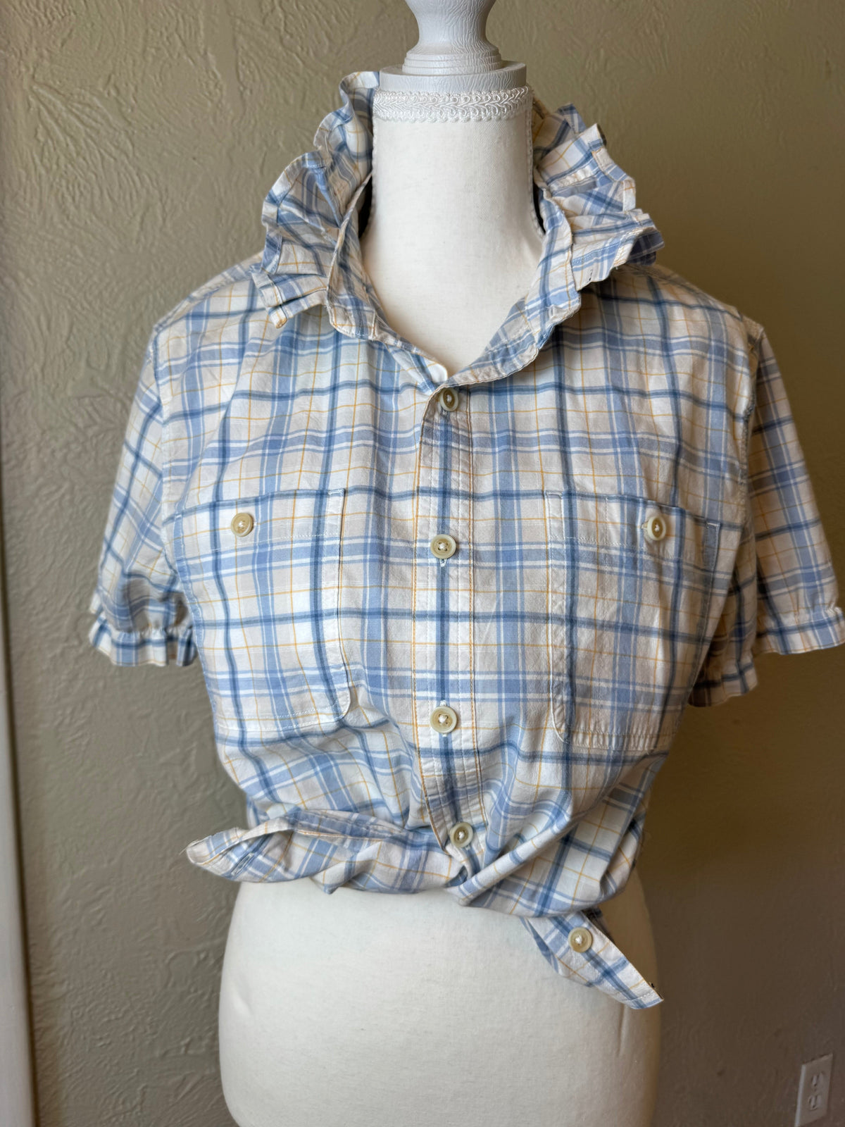 Blue and Yellow - Lucky Brand - blue and yellow plaid - Short gathered Sleeve - Small