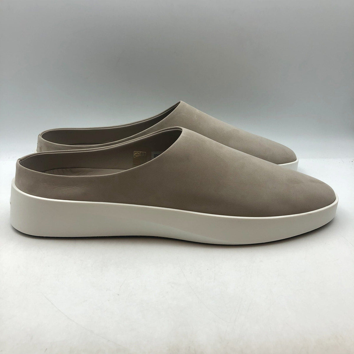 Wolf & Shepherd Cruise Mule Slip On Shoe MENS 7.5 WOMENS 9 Warm Gray Leather NIB