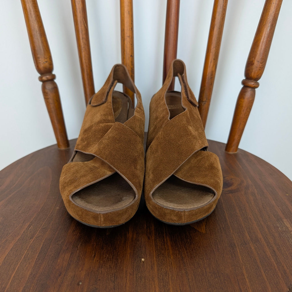 Johnston & Murphy Marcia Cross-Band Wedge Sandal - 7.5 M
