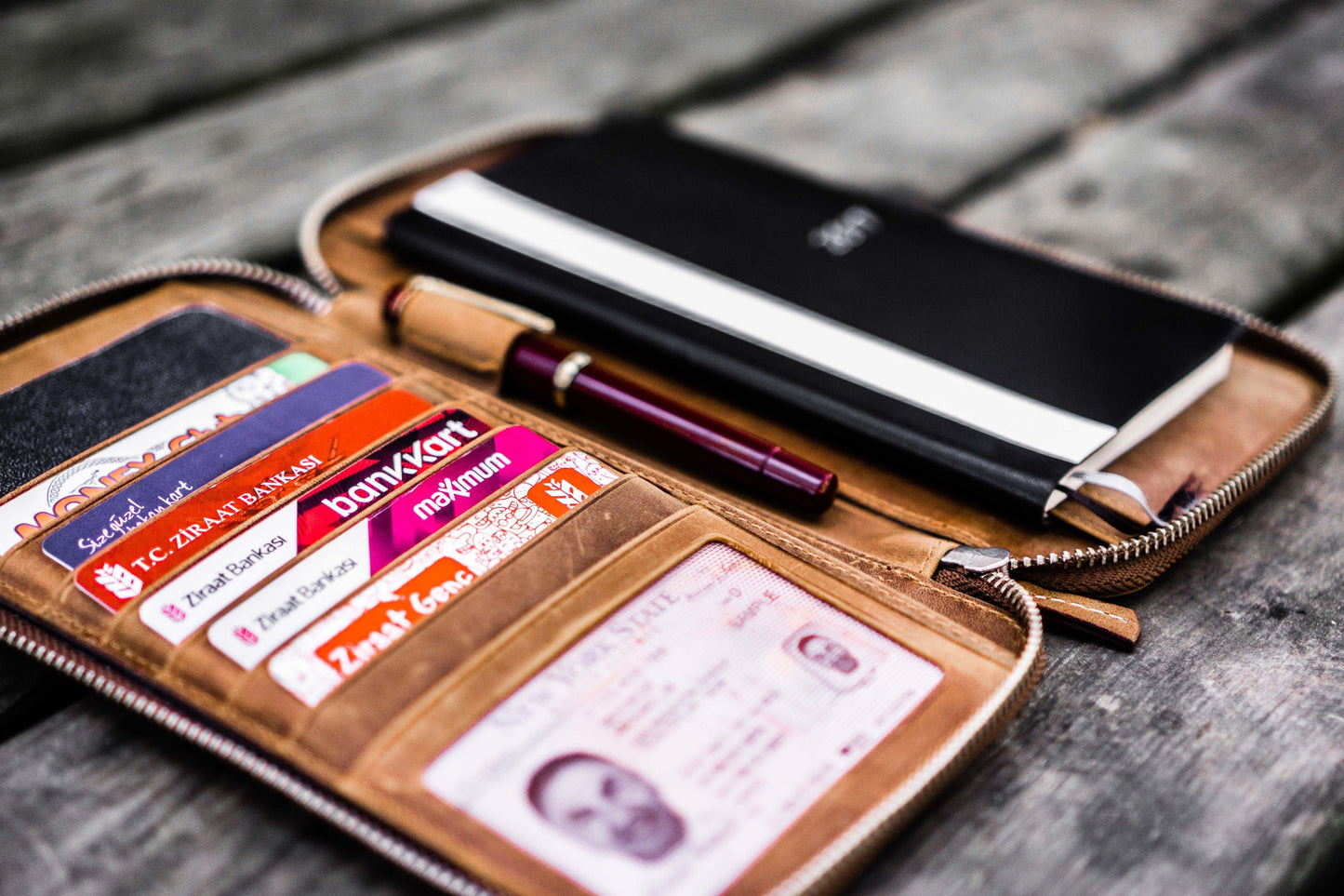 Leather Zippered Hobonichi Weeks Mega Cover - Crazy Horse Brown