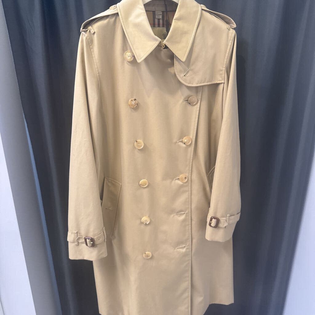 Burberry NWT Kensington OUTERWEAR 12