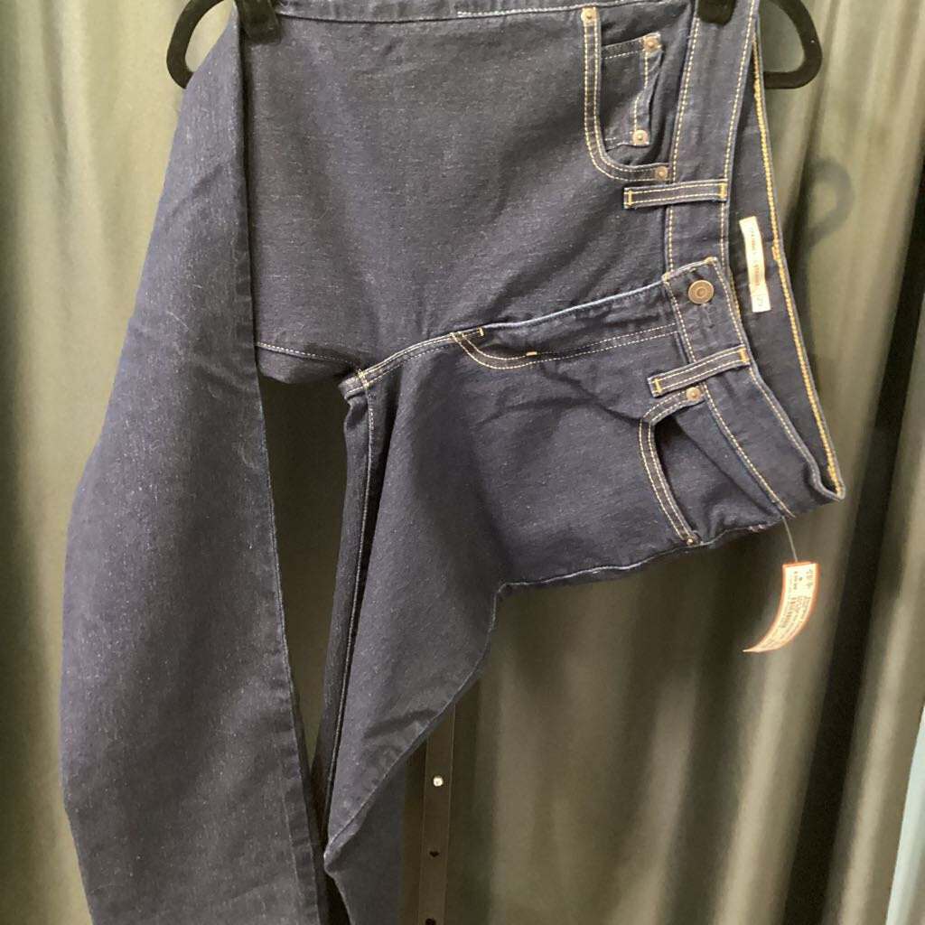 Levis High Rise Straight Leg JEANS 29