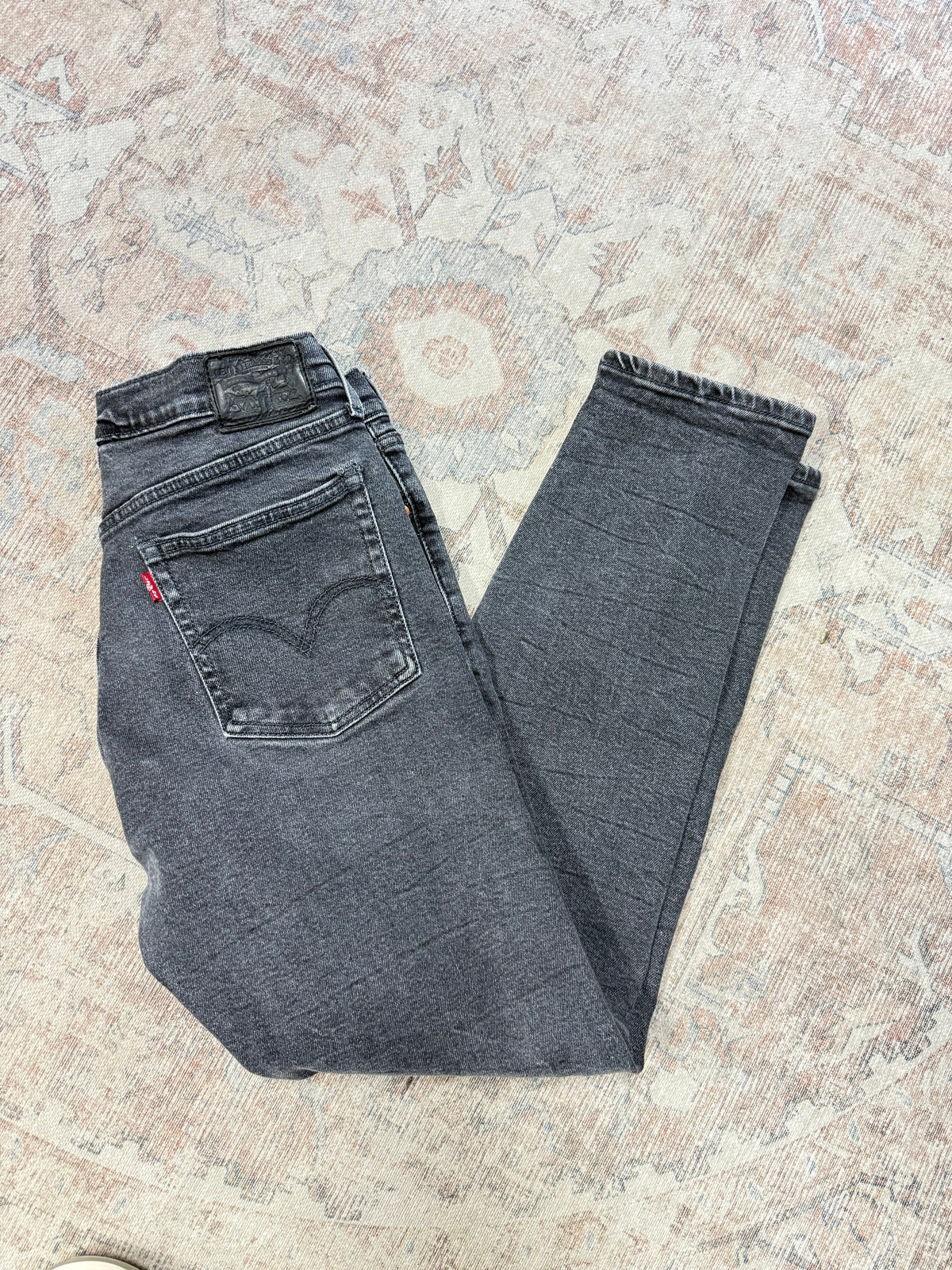 Levi’s 501 HR Jeans (28x27)