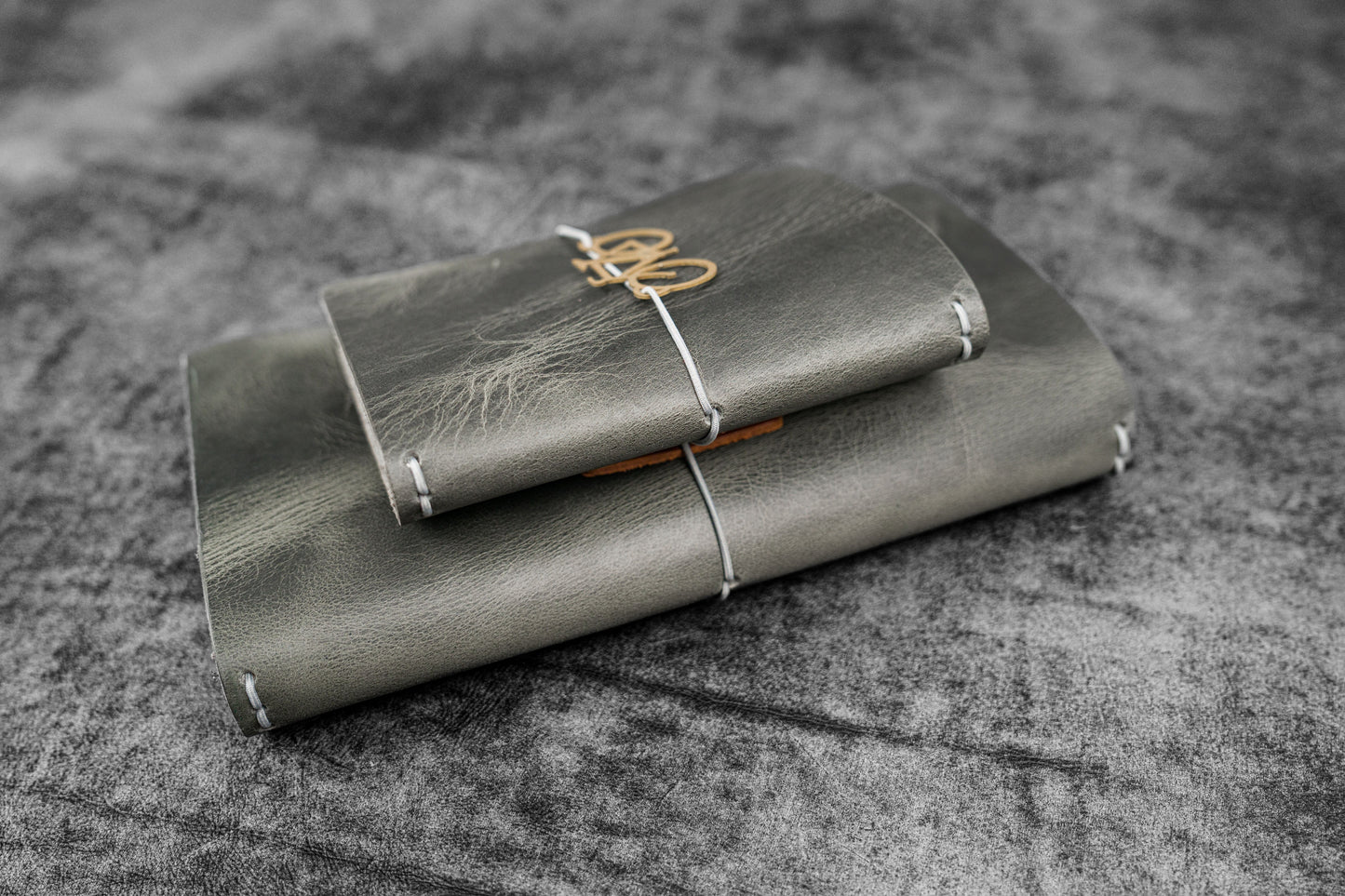 Traveler's Notebook Leather Cover-Crazy Horse Smoky