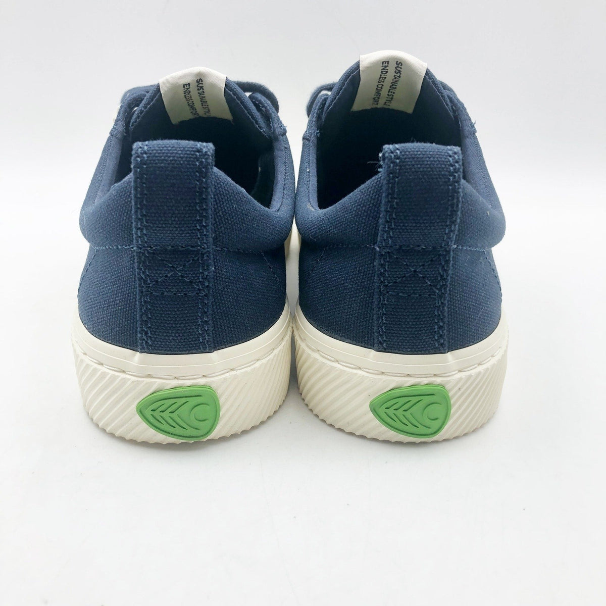 Cariuma Women's OCA Low Canvas Sneakers Size 9 Navy Blue Organic Cotton NIB