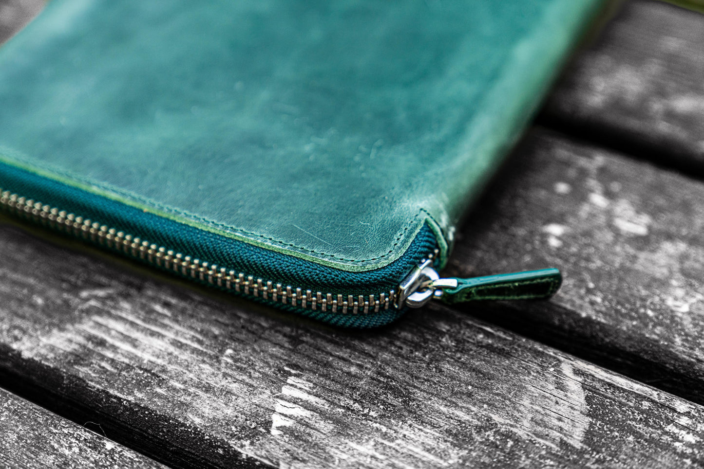 Leather Zippered A5 Leuchtturm1917 Notebook Folio - Crazy Horse Forest Green
