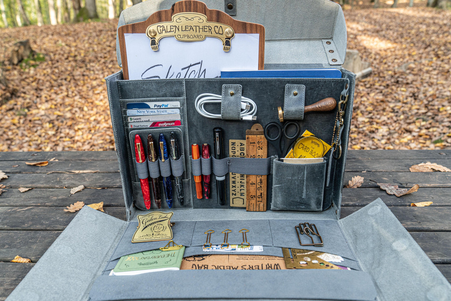 Writer's Medic Bag XLarge - Crazy Horse Smoky