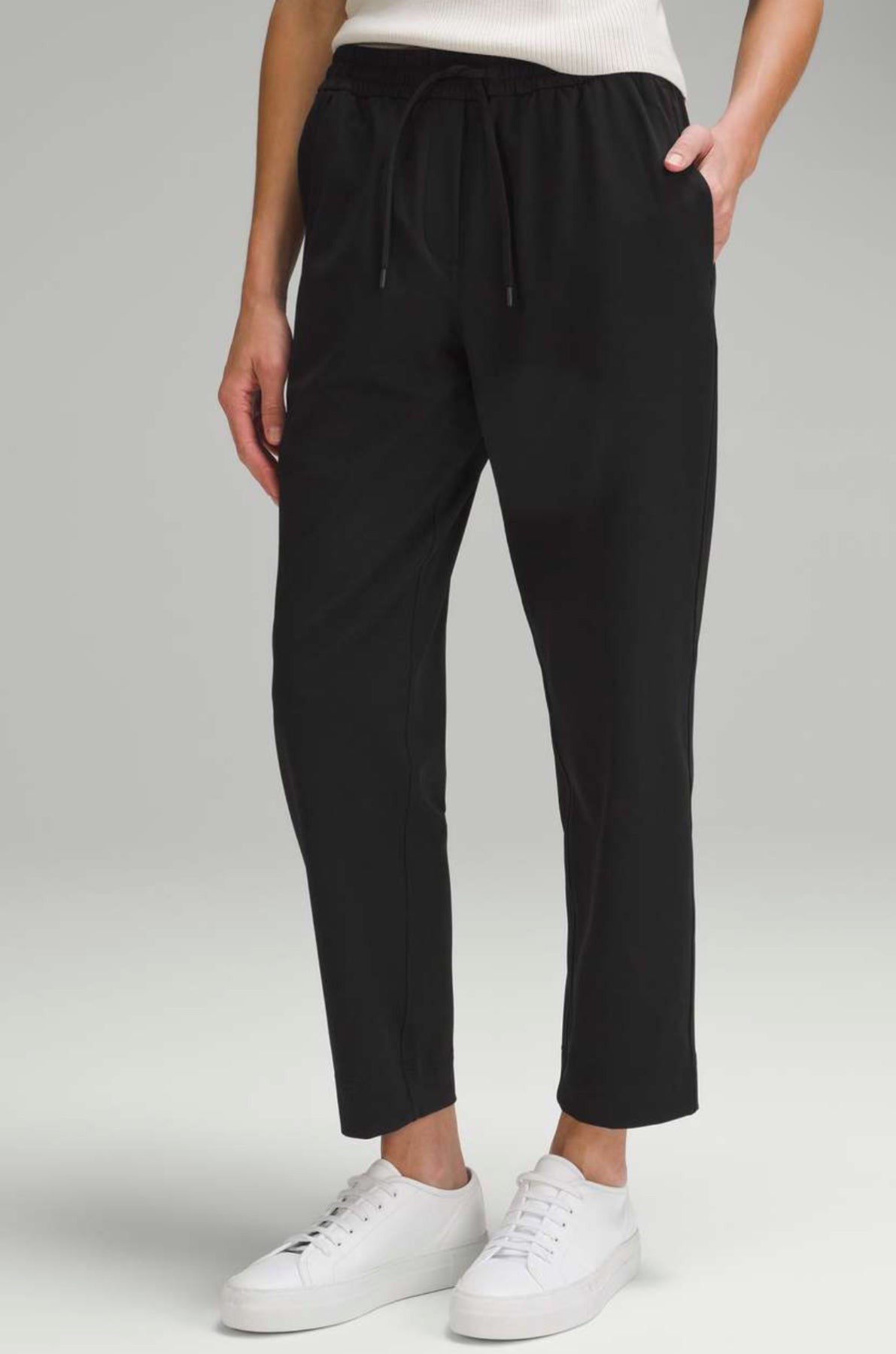 Lululemon Taper MR Pant 27” (M)