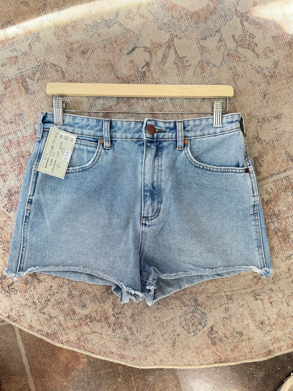 Wrangler X Billabong Cutoff HR Shorts (29) oo*